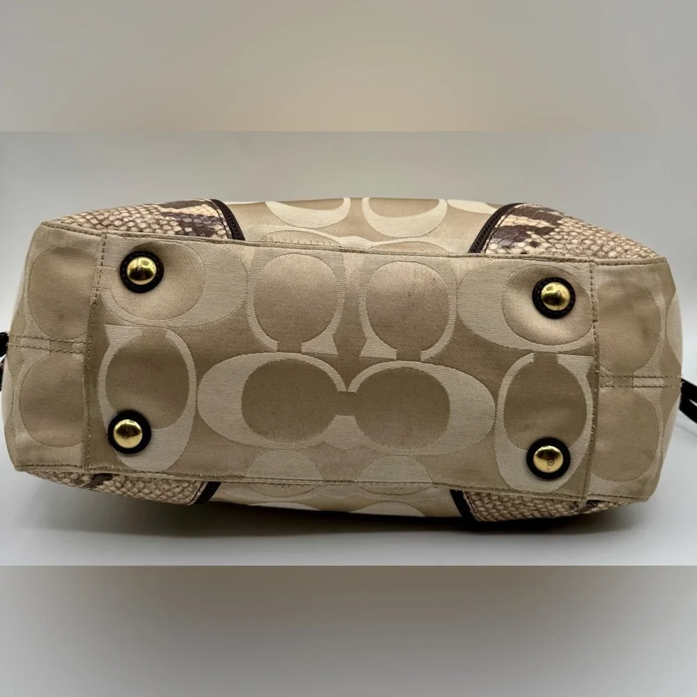 Coach Colette Signature Satchel / Carryall | Very Good Condition